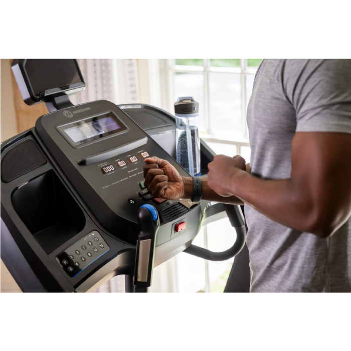 Horizon Fitness 7.0AT Studio Series Treadmill (2024)